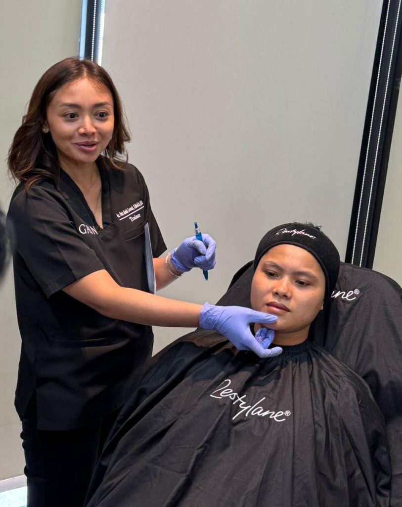 Dr. Ovin Endah Lestari, aesthetic doctor dan trainer Restylane Indonesia